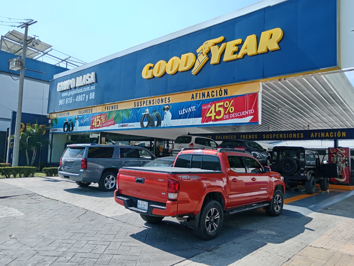 Ubicación Llantanet Matriz Tuxtla Gutiérrez Chiapas sucursal principal venta de llantas Goodyear Bridgestone alineación balanceo y frenos